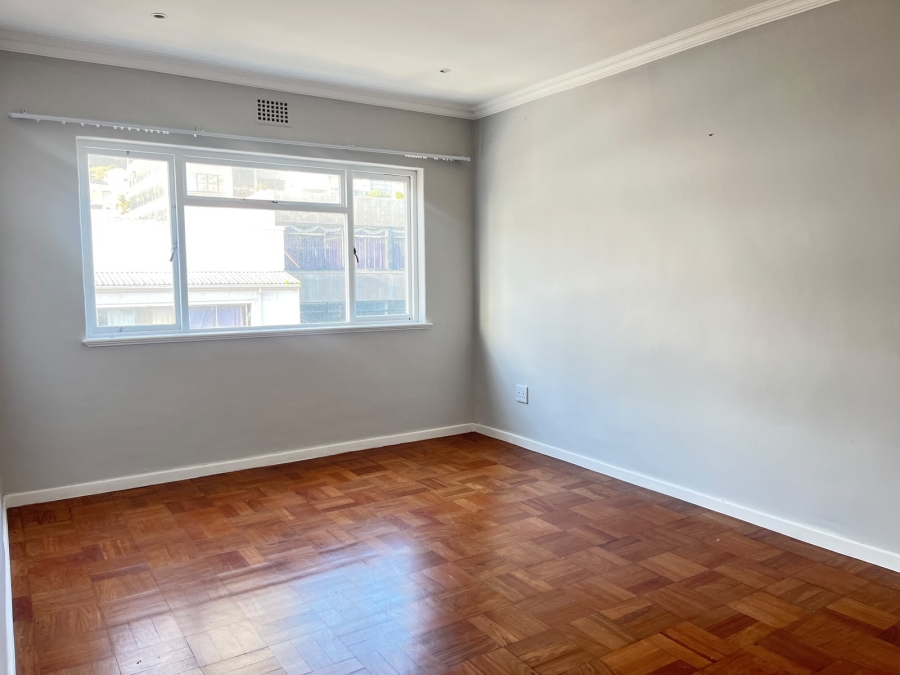 2 Bedroom Property for Sale in Sea Point Western Cape